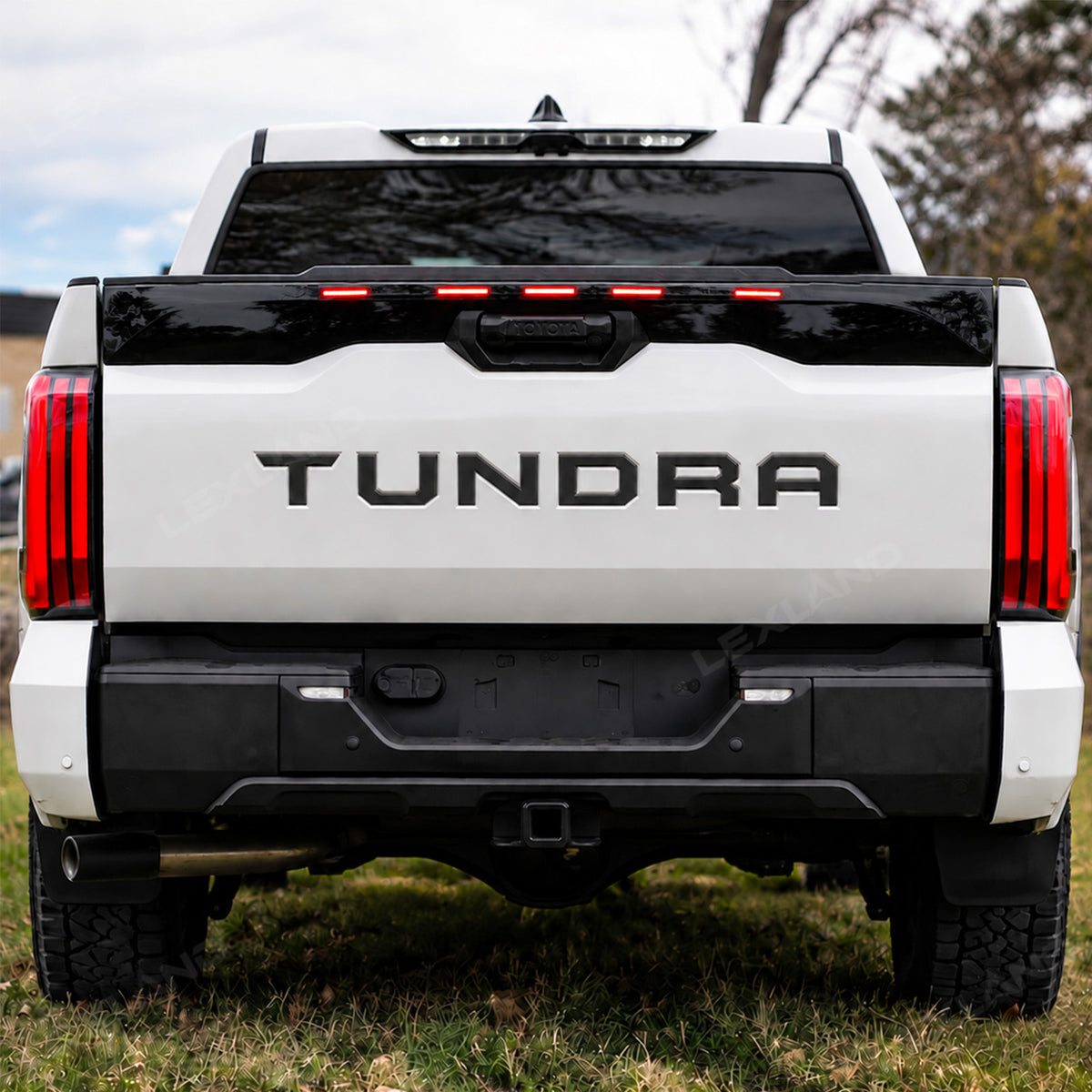 Tundra LED Tailgate Protector Tailgate Cap Rear Tailgate Guard Marker Lights for Toyota