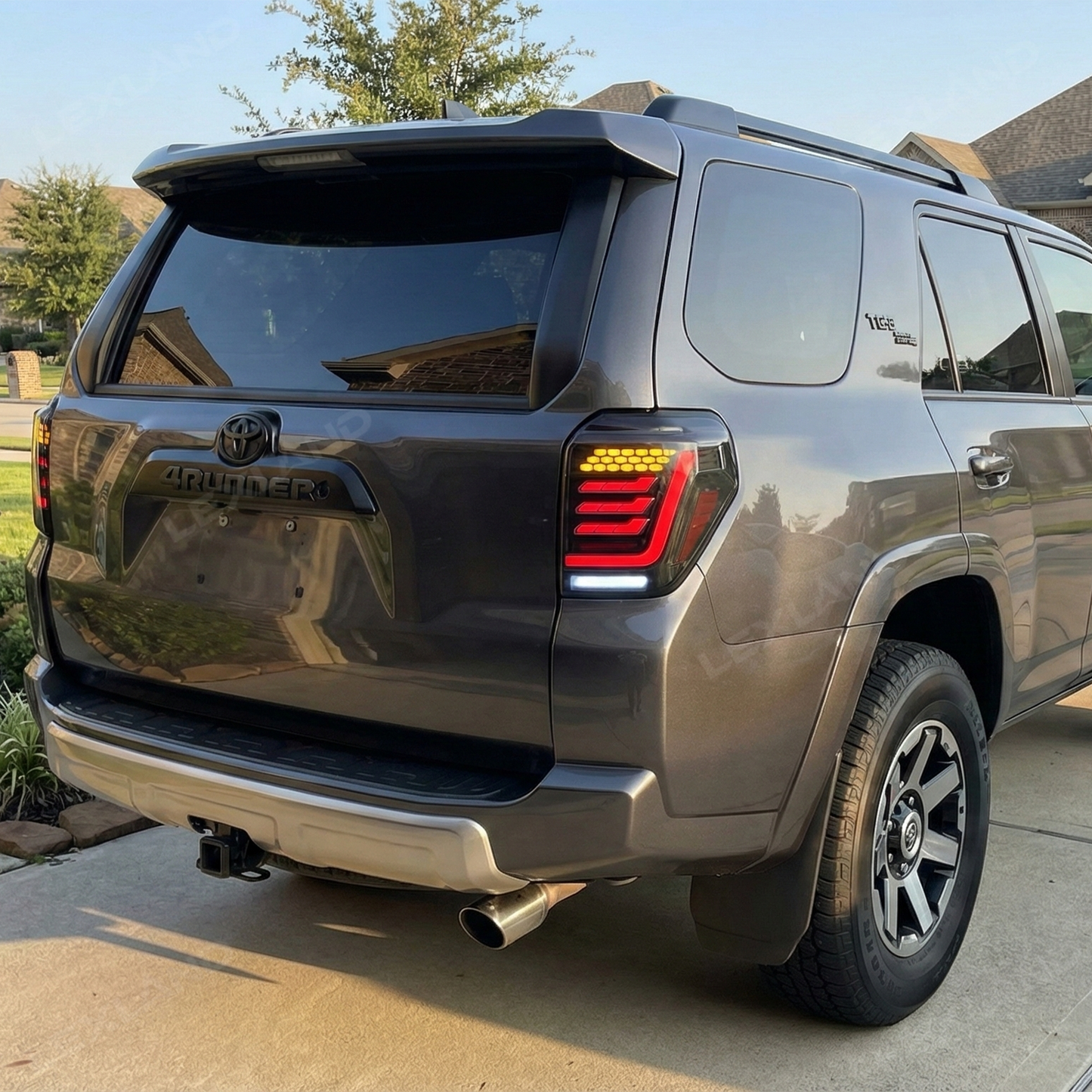 4Runner LED Tail Lights Smoked Dynamic Taillights Rear Lights for Toyota