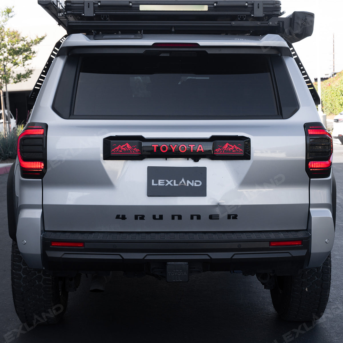 4Runner LED Tail Lights Smoked Dynamic Taillights Rear Lamps Assembly 2PCS for Toyota