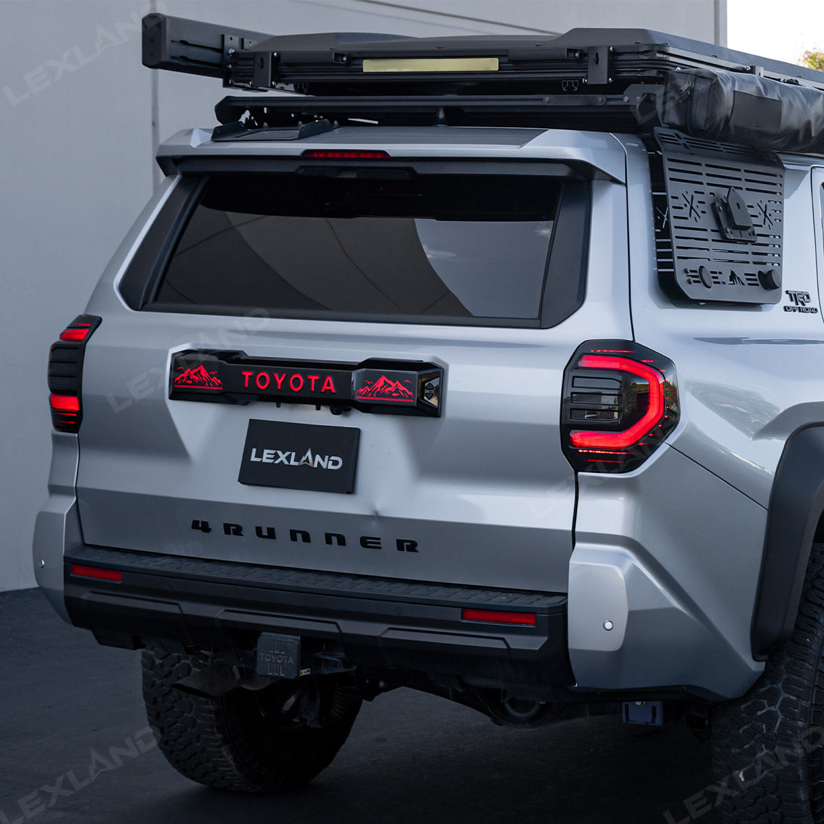 4Runner LED Tail Lights Smoked Dynamic Taillights Rear Lamps Assembly 2PCS for Toyota