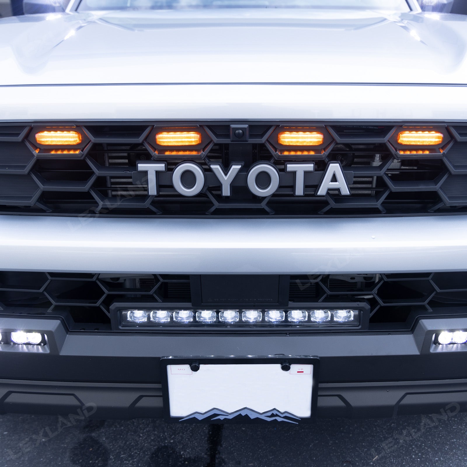 4Runner TRD-Style Front Bumper Grille with Amber Light & LED Light