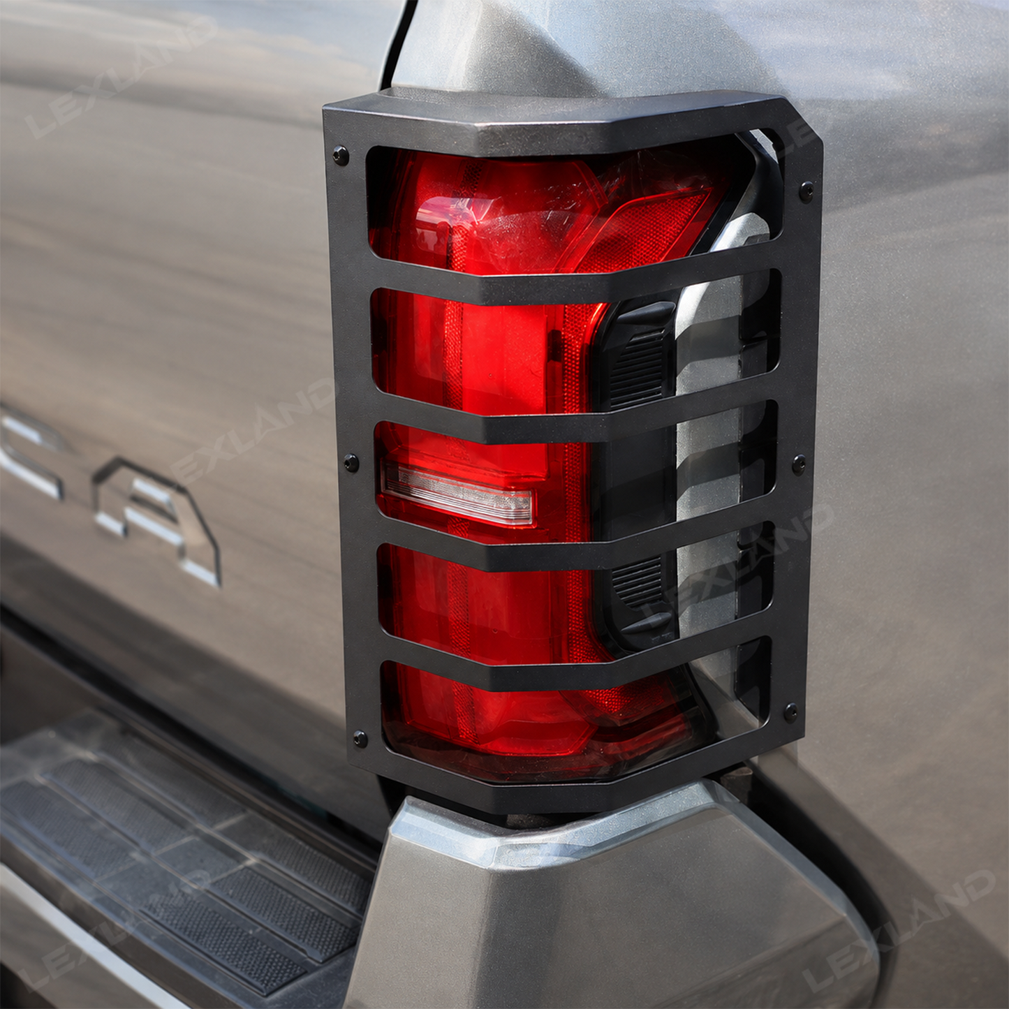 Tacoma Tailgate Tail Light Protective Cover Trim Metal Rear Taillight Covers 2PCS for Toyota