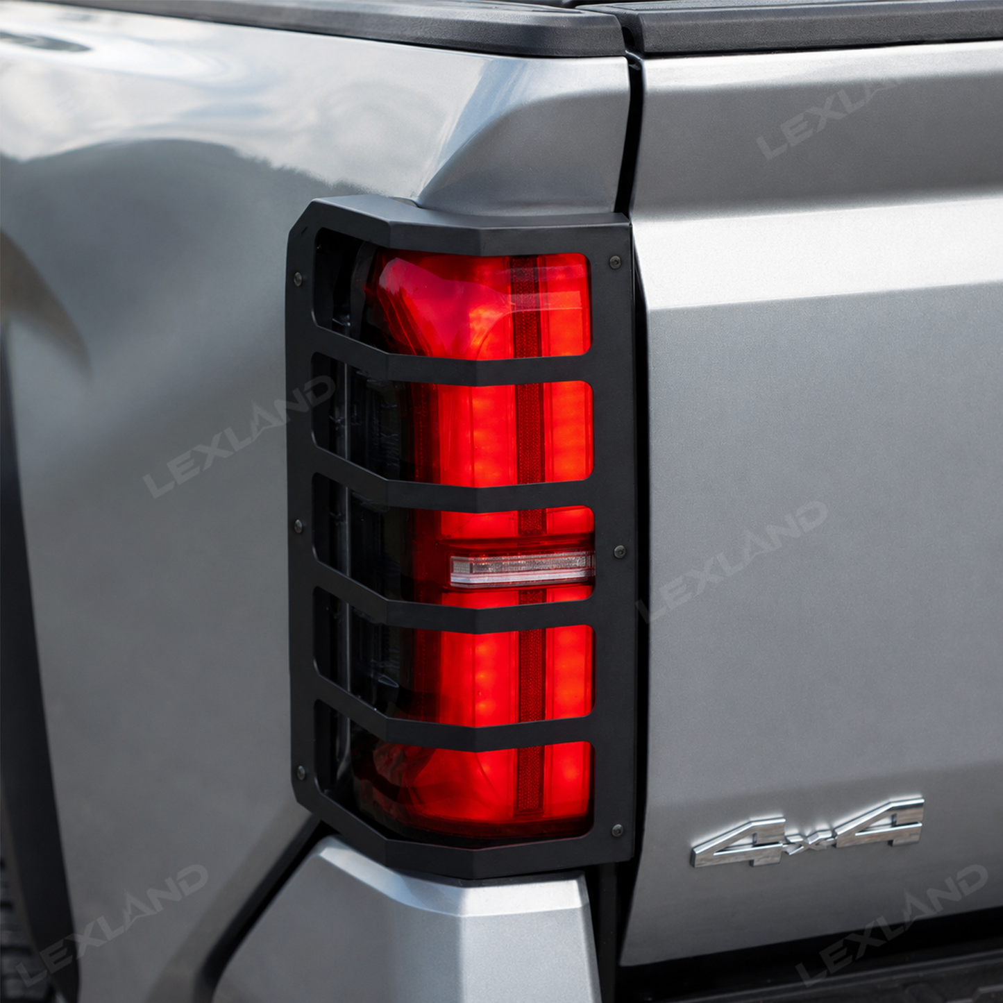 Tacoma Tailgate Tail Light Protective Cover Trim Metal Rear Taillight Covers 2PCS for Toyota