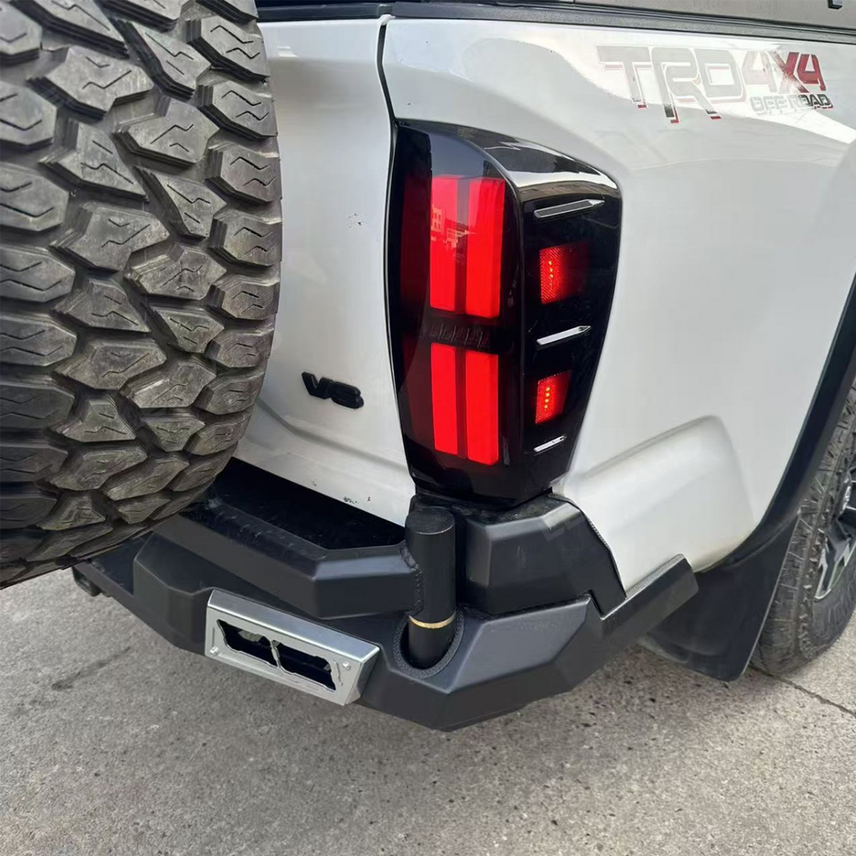Tacoma 3rd Gen Tail Lights LED Form Lighting Rear Lamps Assembly for Toyota